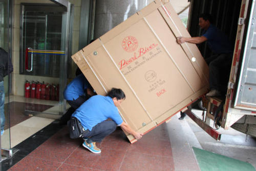 环江钢琴贵重工艺品无忧运